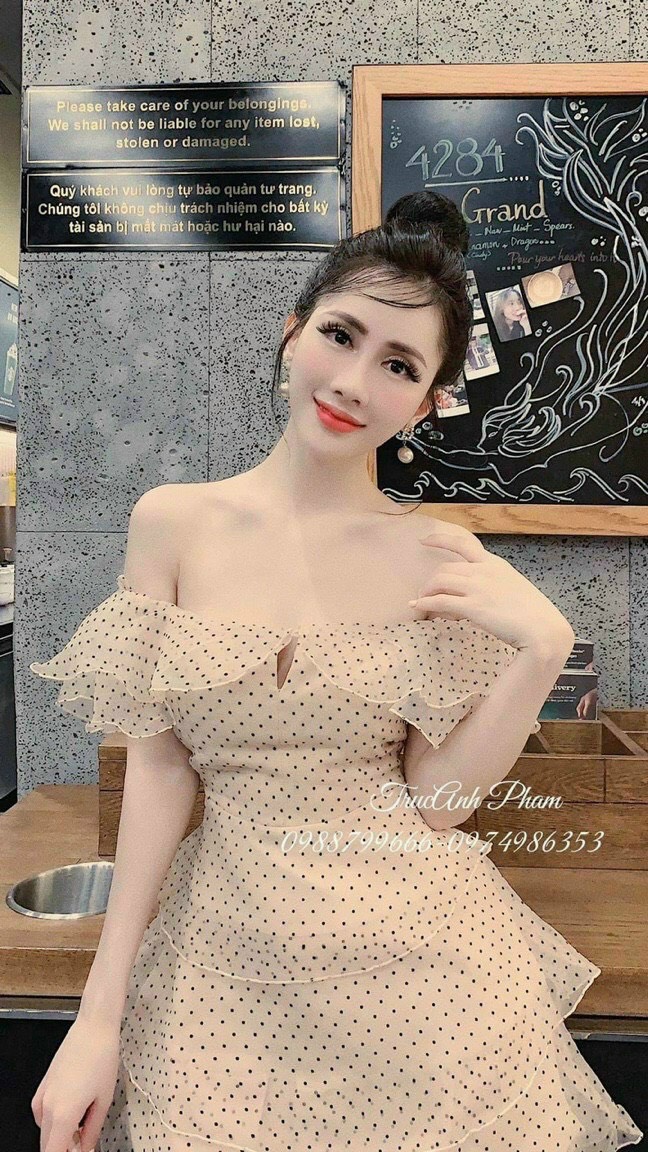 ĐẦM VOAN CHẤM BI MÀU Y HÌNH