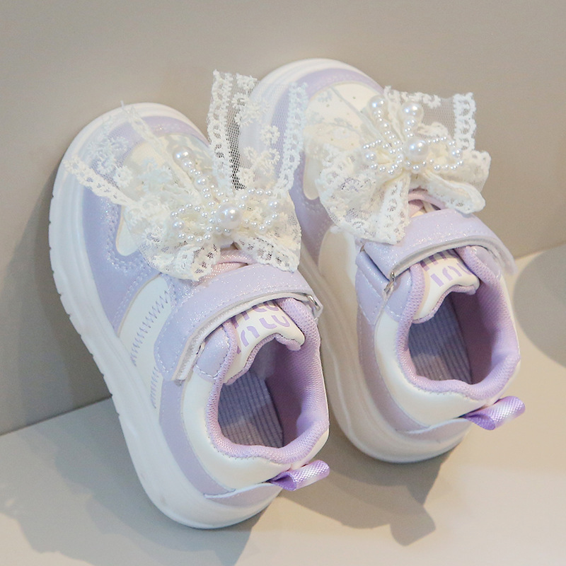 Giày thể thao cho bé phong cách dễ thương – GTE9171