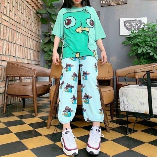 Quần Jogger In Họa Tiết Thời Trang Cho Nam Nữ, QUẦN JOGGER CARTOON PANT UNISEX, QUẦN HOẠT HÌNH DÀI LƯNG THUN BO LAI, QUẦN DÀI CARTOON HOẠT HÌNH UNISEX NAM NỮ, QUẦN JOGGER LOANG MÀU ỐNG RỘNG IN CHỮ CLUB UNISEX - QUẦN SUÔNG NỈ BO ỐNG LOANG