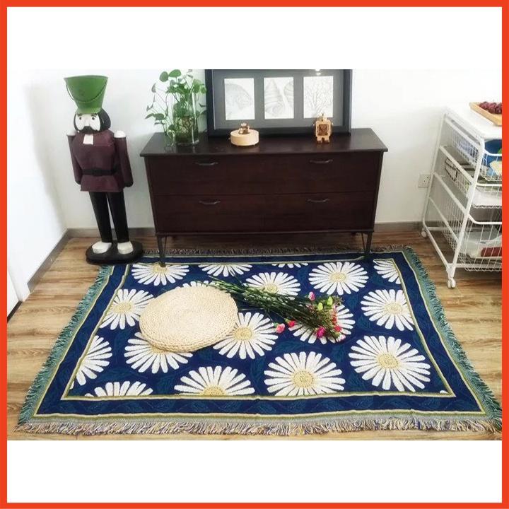 Thảm trang trí trải sàn hoa cúc họa mi xanh dương kích thước 90x90cm, Thảm thổ cẩm vintage