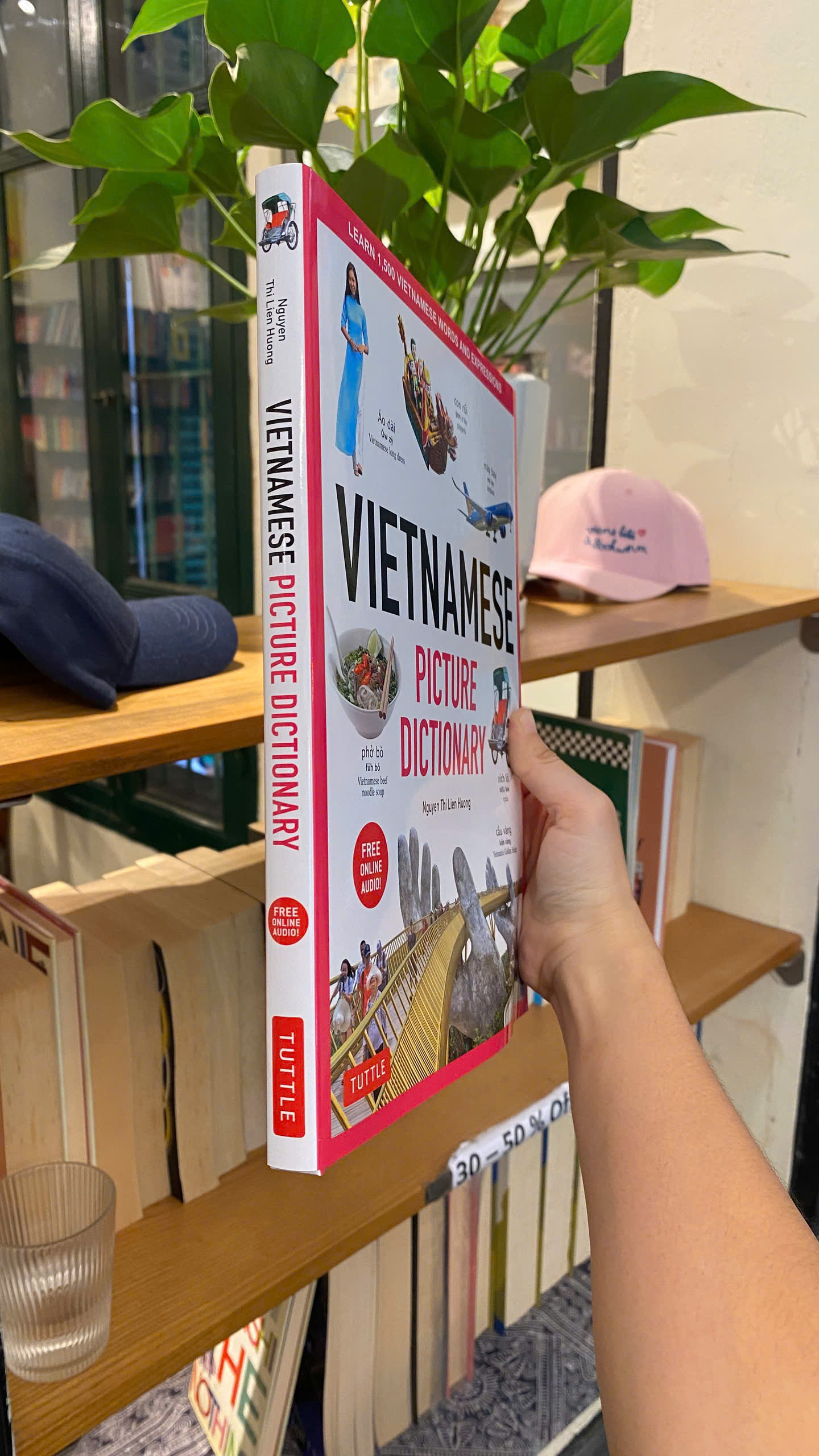Sách - Vietnamese Picture Dictionary - For Visual Learners of All Ages | Học Tiếng Việt / Bìa cứng