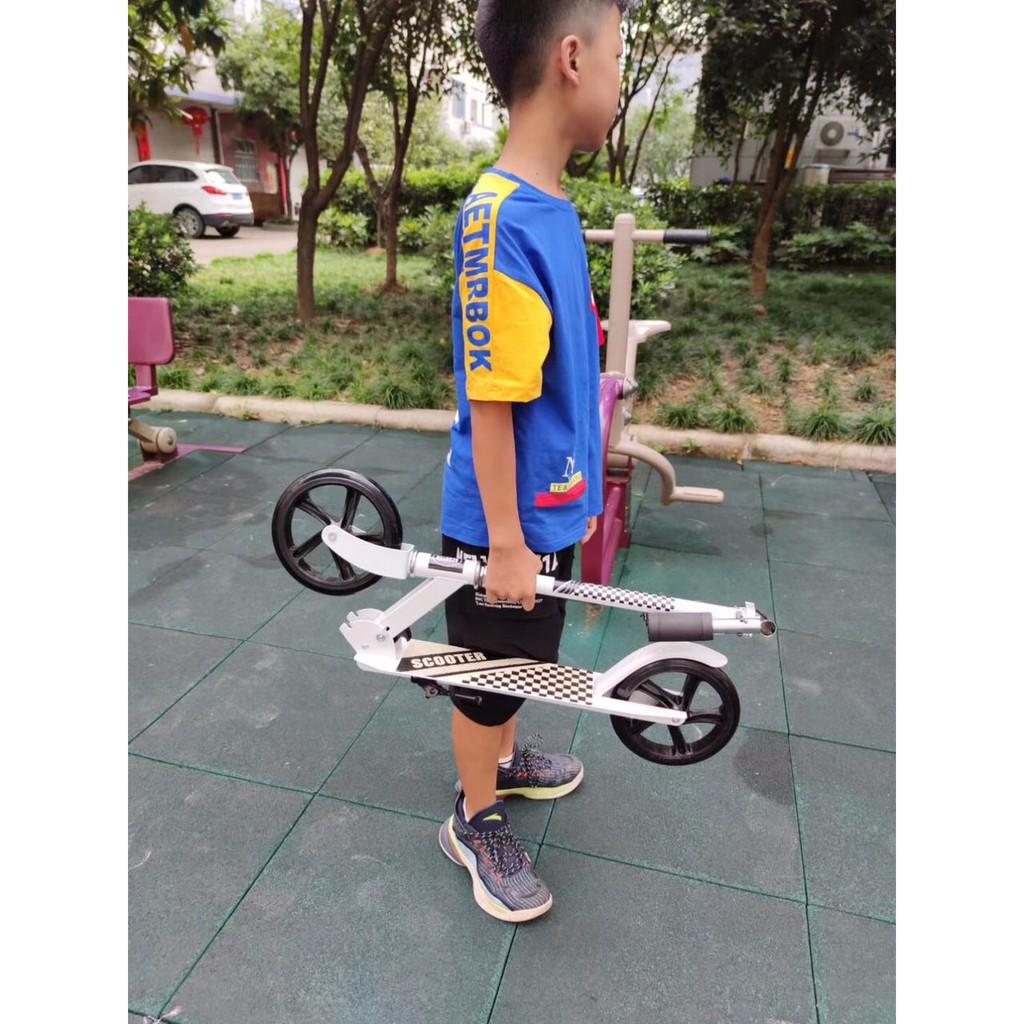 - Xe Scooter cao cấp Chịu lực trên 100kg