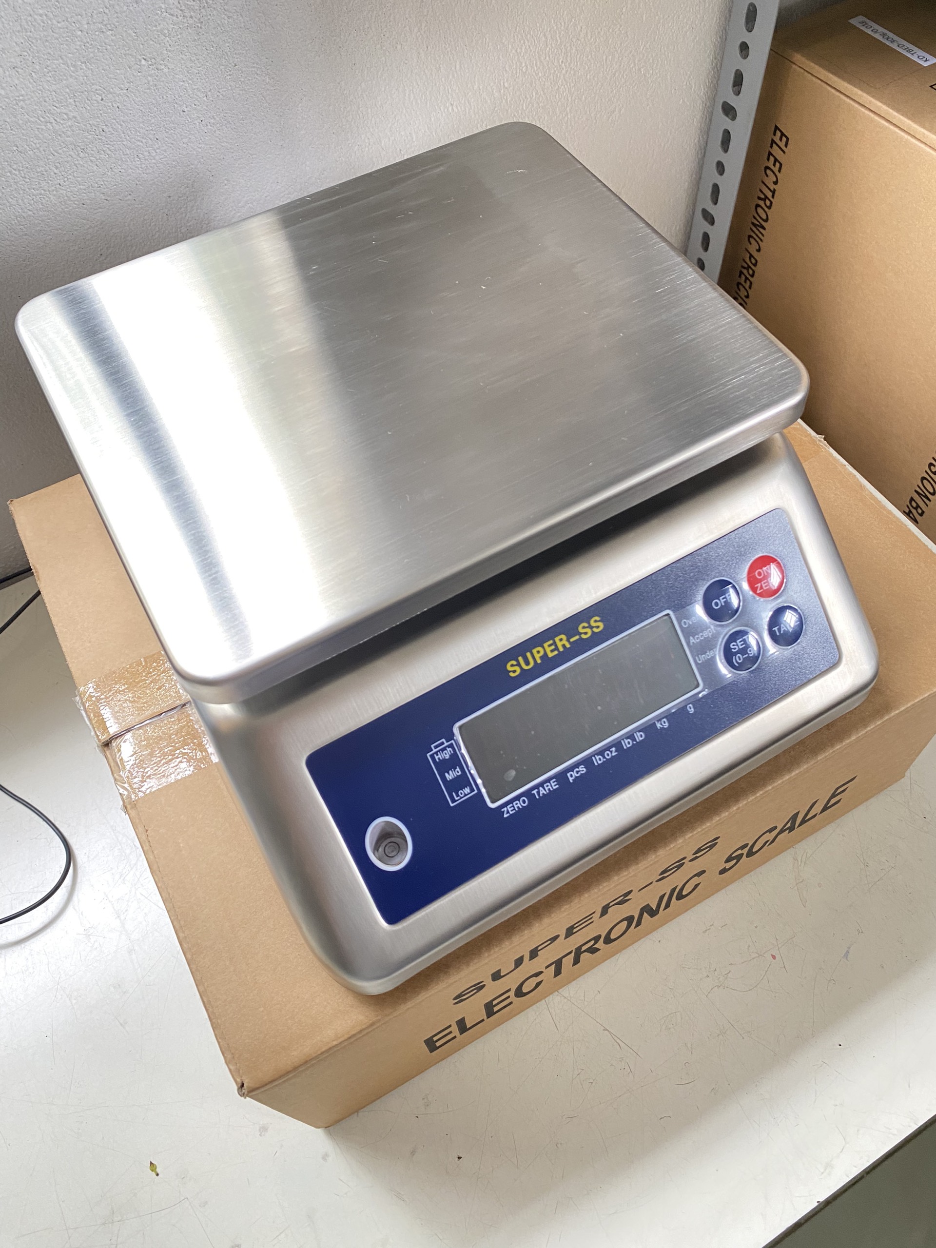 Cân Thủy Sản TPS15 Super SS, Mức cân 15kg độ đọc 2g