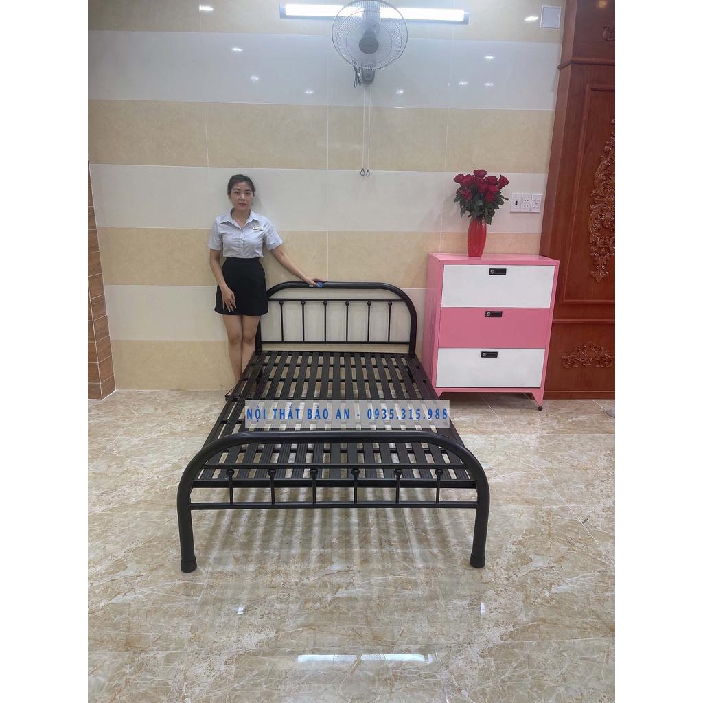 Giường sắt kiểu bo góc rẻ đẹp - 1m2x2m - - Nội Thất Bảo An