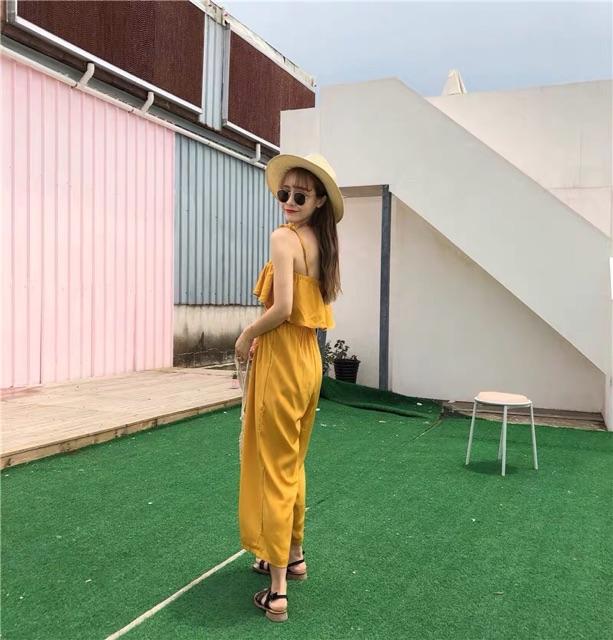 Bộ jumpsuit 2 dây quần ống loe