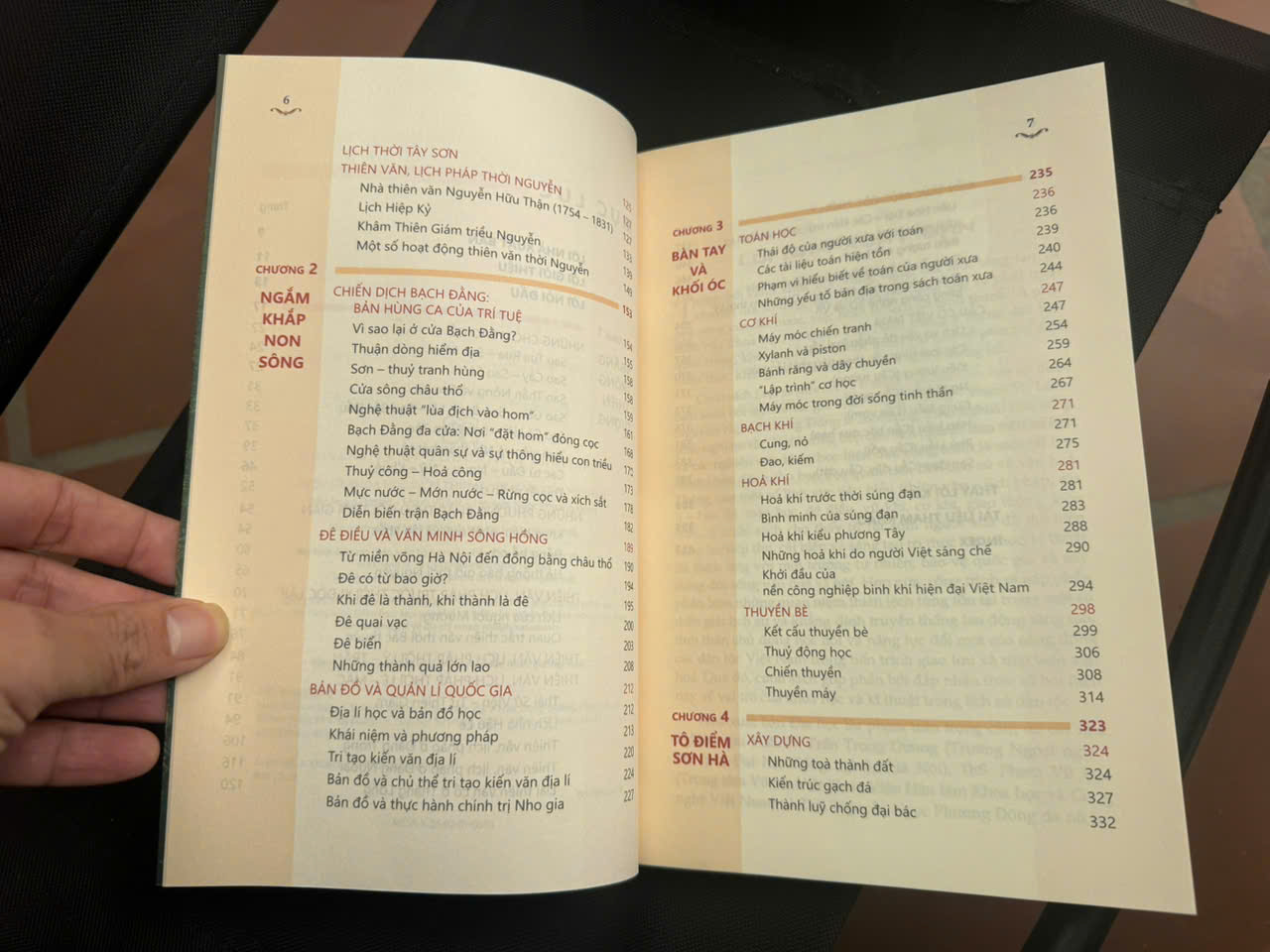 (Bìa Mềm, In Màu) LƯỢC SỬ KHOA HỌC VÀ KĨ THUẬT VIỆT NAM TIỀN HIỆN ĐẠI – Trần Trọng Dương, Phạm Vũ Lộc, Nguyễn Ngọc Phương Đông – NXB Đại Học Sư Phạm