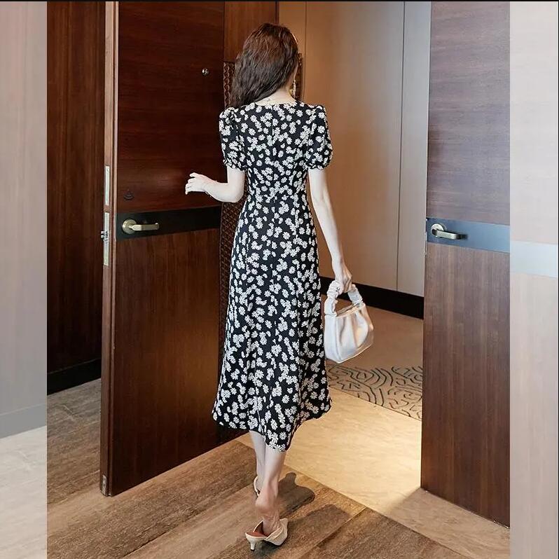 ĐẦM HOA CÚC XẺ ĐÙI CÁCH ĐIỆU DH063