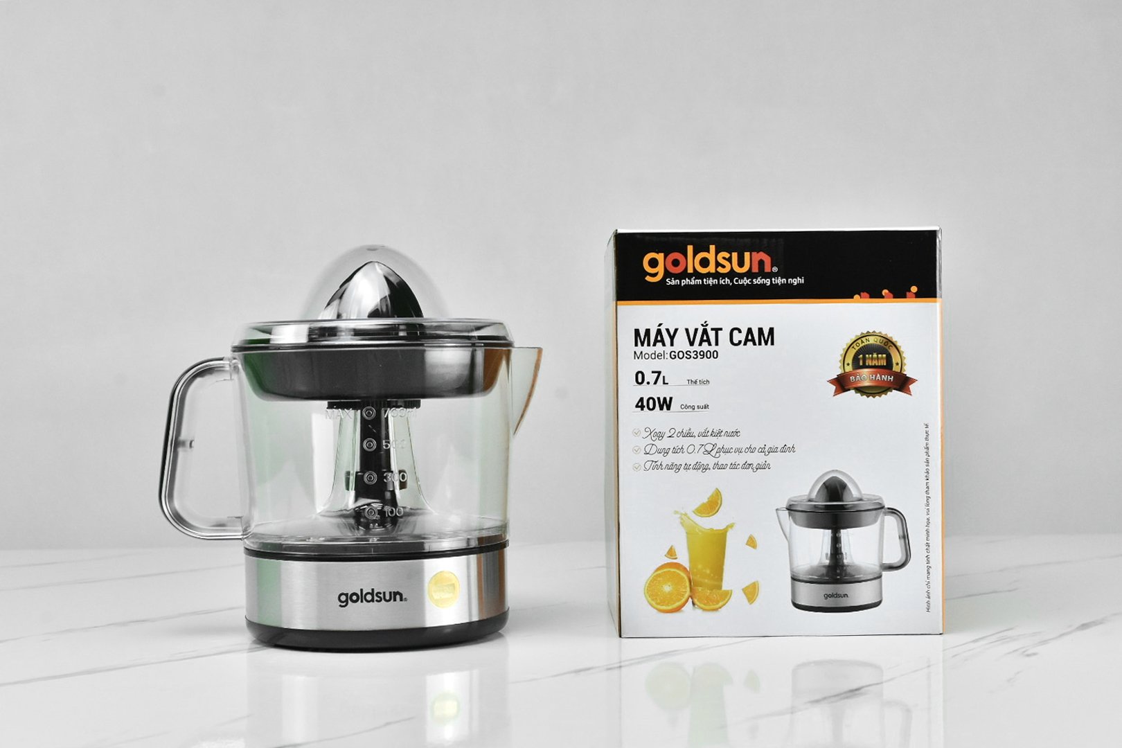 Máy vắt cam Goldsun GOS3900, Công suất 40W, Dung tích  0.7L, Thân máy làm bằng nhựa ABS siêu bền - Hàng chính hãng, Bảo hành 12 tháng