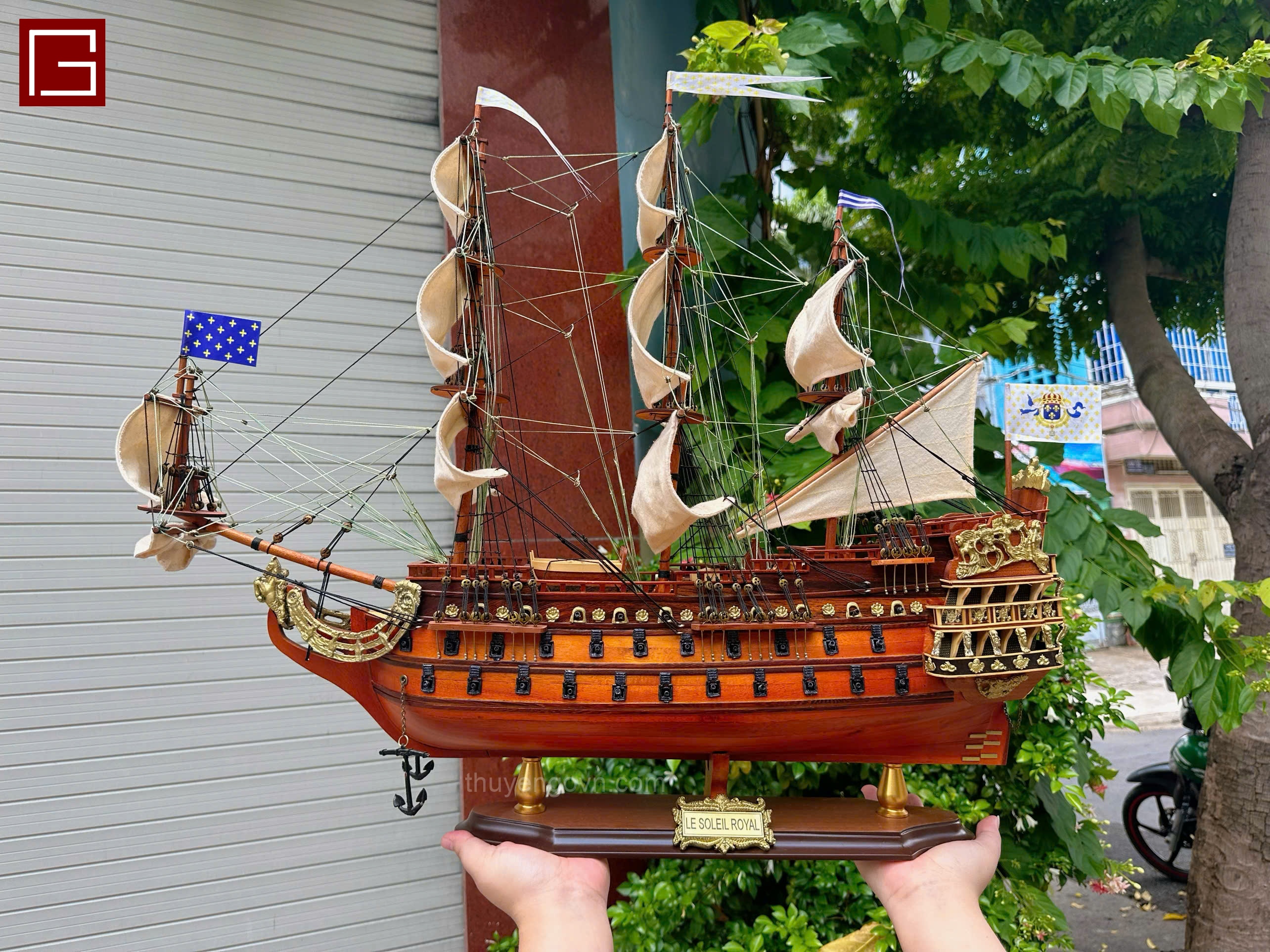 Thuyền gỗ Soleil Royal, mô hình thuyền gỗ phong thủy gỗ tràm nhiều kích thước, hàng thủ công chính hãng