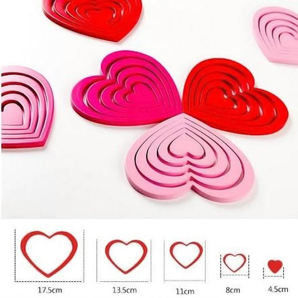 Trái tim gỗ trang trí dán tường 3D màu sắc