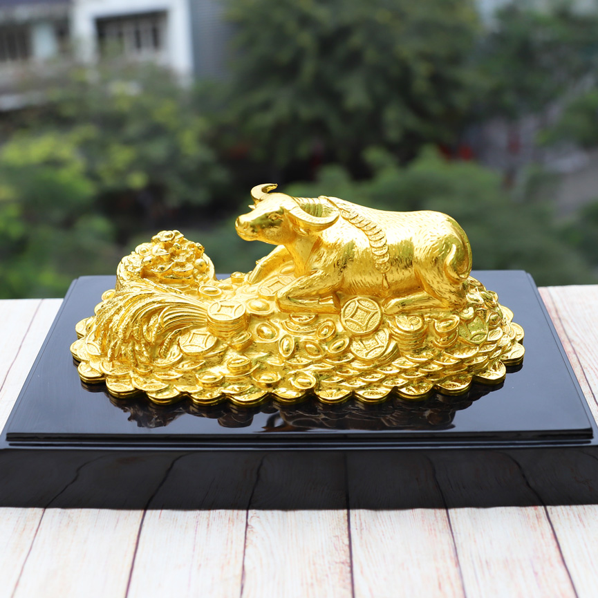 Tượng Trâu Thịnh Vượng mạ vàng - Quý linh tuổi Sửu cao cấp
