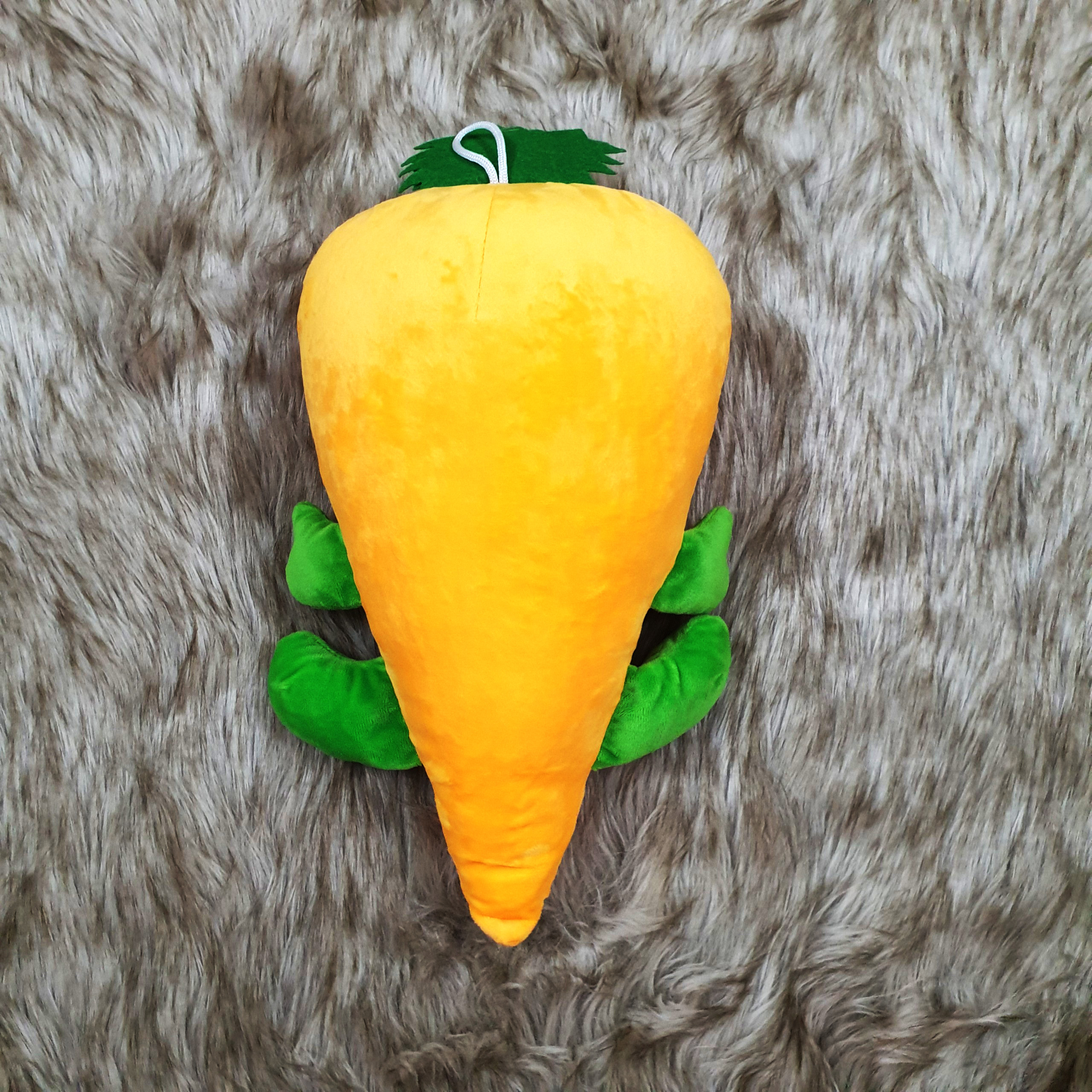 Gối nhồi bông hình quả carrot cho bé size 40cm