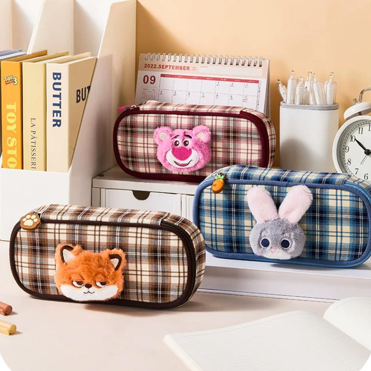 Bóp Viết Vải Thỏ Judy - Ume A83497-Z2 - Màu Xanh