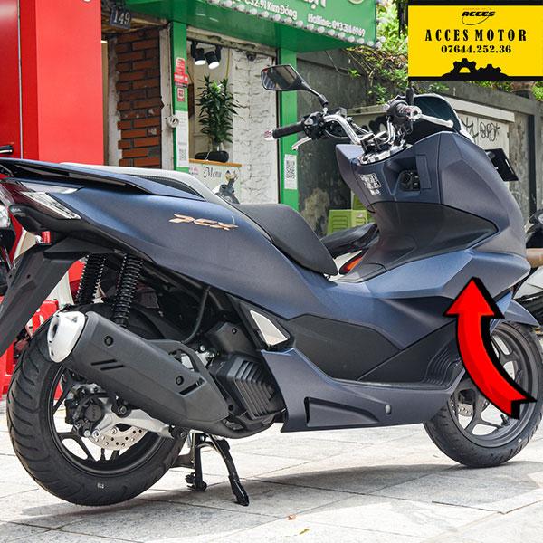 Yếm bửng phải Honda PCX 160 màu xanh nhám chính hãng 64501-K1Z-J10ZQ