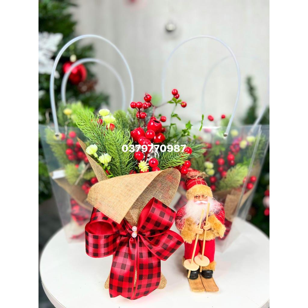 Bó hoa lụa quà tặng dịp lễ,sinh nhật,noel đào đông đỏ cành quả cherry