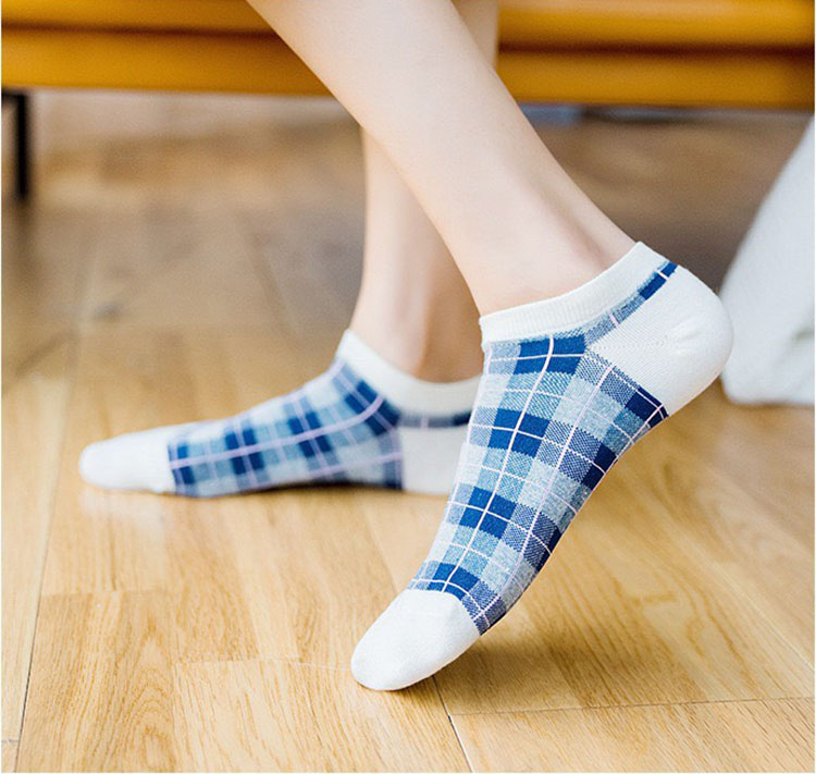 Set 5 Đôi Tất Cổ Ngắn Họa Tiết Caro Màu Sắc Tươi Sáng Kiểu Dáng Trẻ Trung TN58