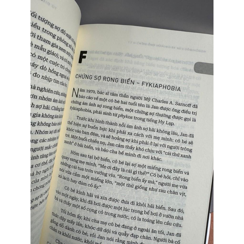 Từ Điển Những Nỗi Sợ Hãi Và Cuồng Loạn - Bản Quyền