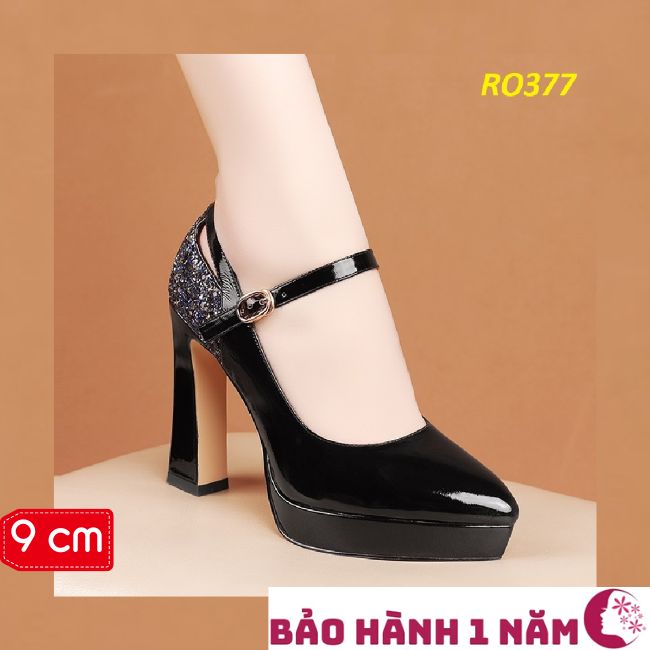 Giày cao gót nữ cao cấp 9p RO377 ROSATA tại BCASHOP mũi nhọn, phối kim tuyến hạt to phần gót - màu đen
