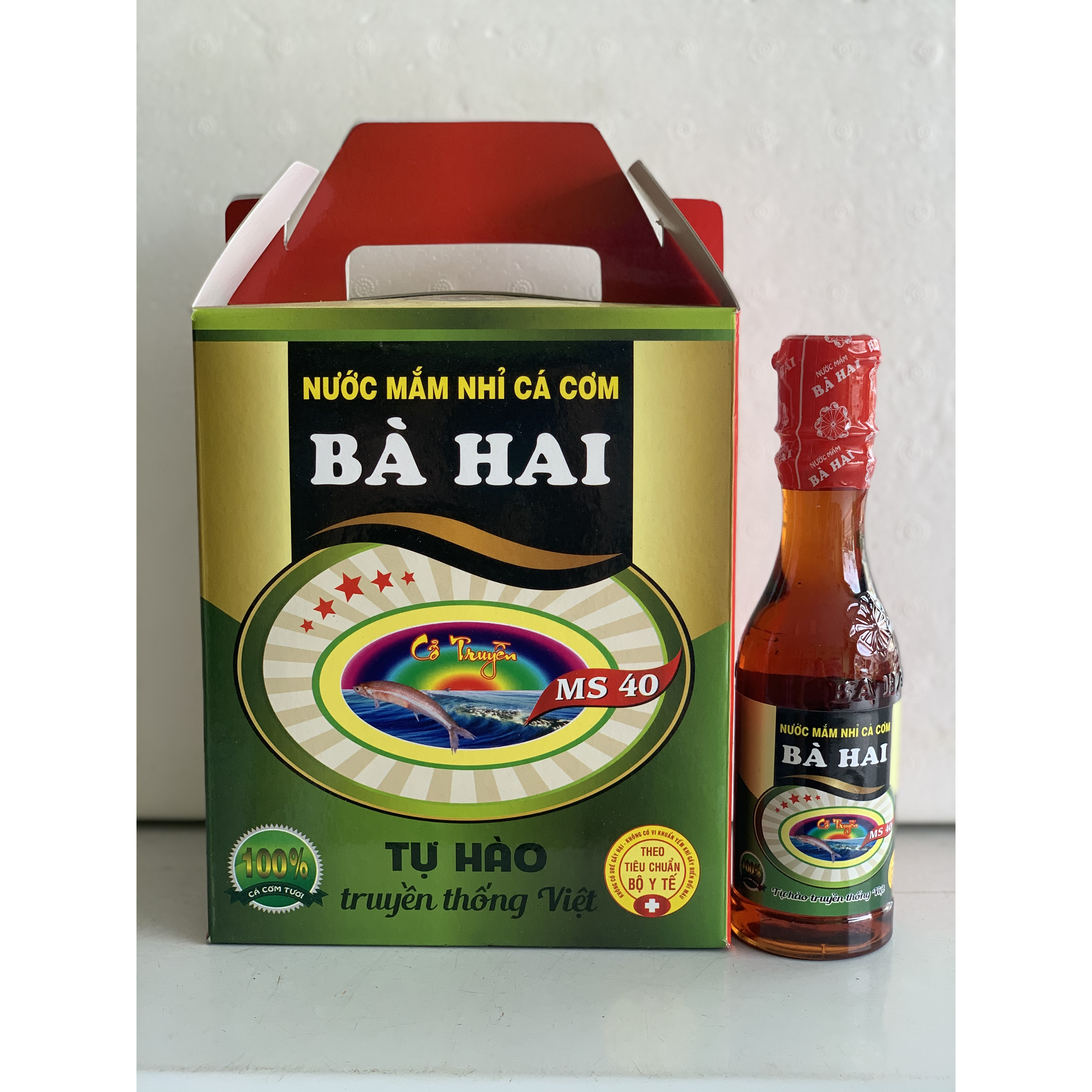 Xách Nước Mắm Nhĩ Cá Cơm Bà Hai 6 X 250Ml