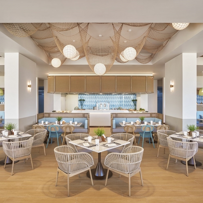 Ixora Ho Tram by Fusion Resort 5* Vũng Tàu - Trọn Gói Gồm Xe Đưa Đón Từ Sài Gòn Dành Cho 02 Người, Buffet Sáng, Hồ Bơi, Bãi Biển Riêng