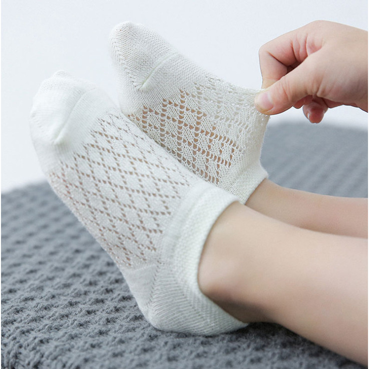 Set 5 Tất Lưới Em Bé Co Dãn Không Xù Lông Size M