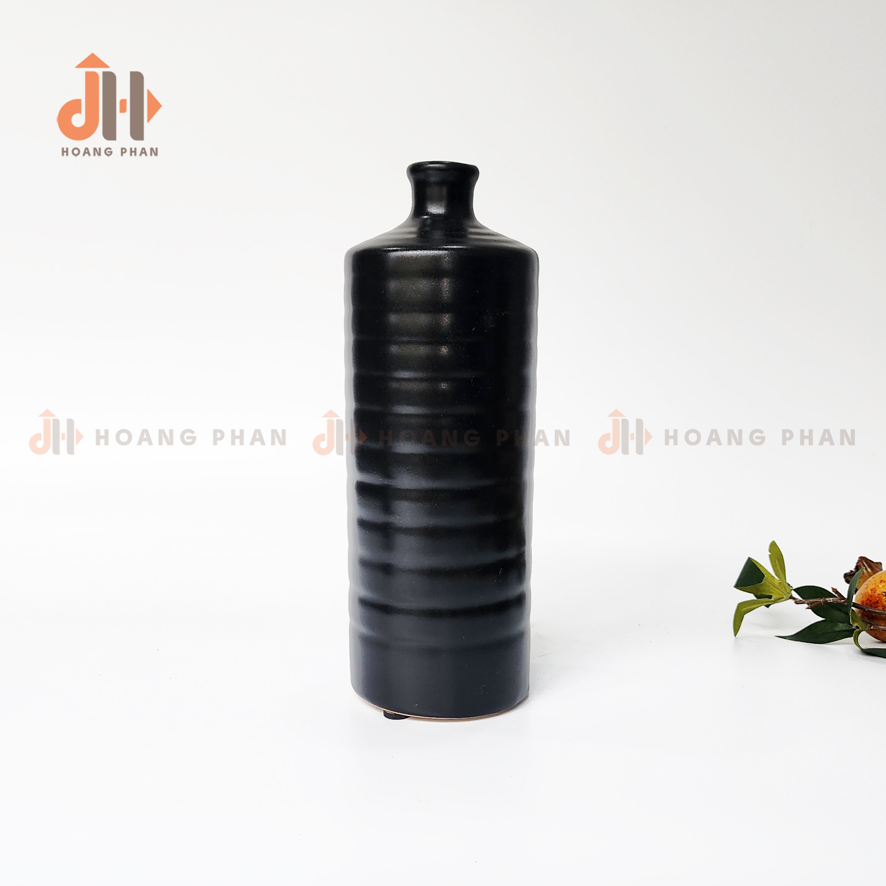 [Nhà Việt] Lọ hoa gốm Hắc Trụ Giản