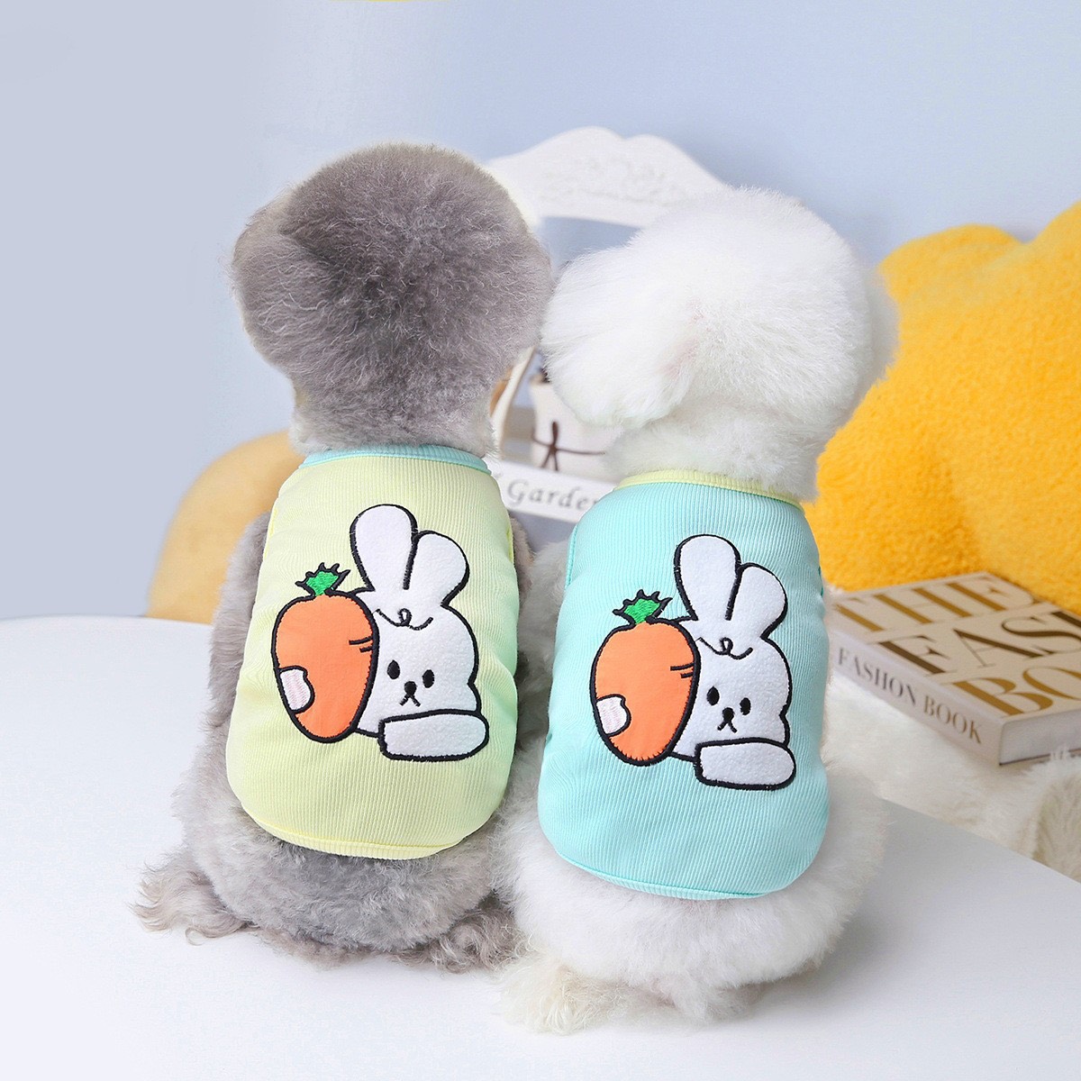 Áo cộc tay thỏ cà rốt cute ngộ nghĩnh Cho thú cưng