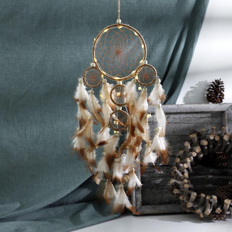 Bùa bắt giấc mơ, dreamcatcher, chuông gió trang trí 2 tầng gắn lông vũ trang trí tặng móc treo tường