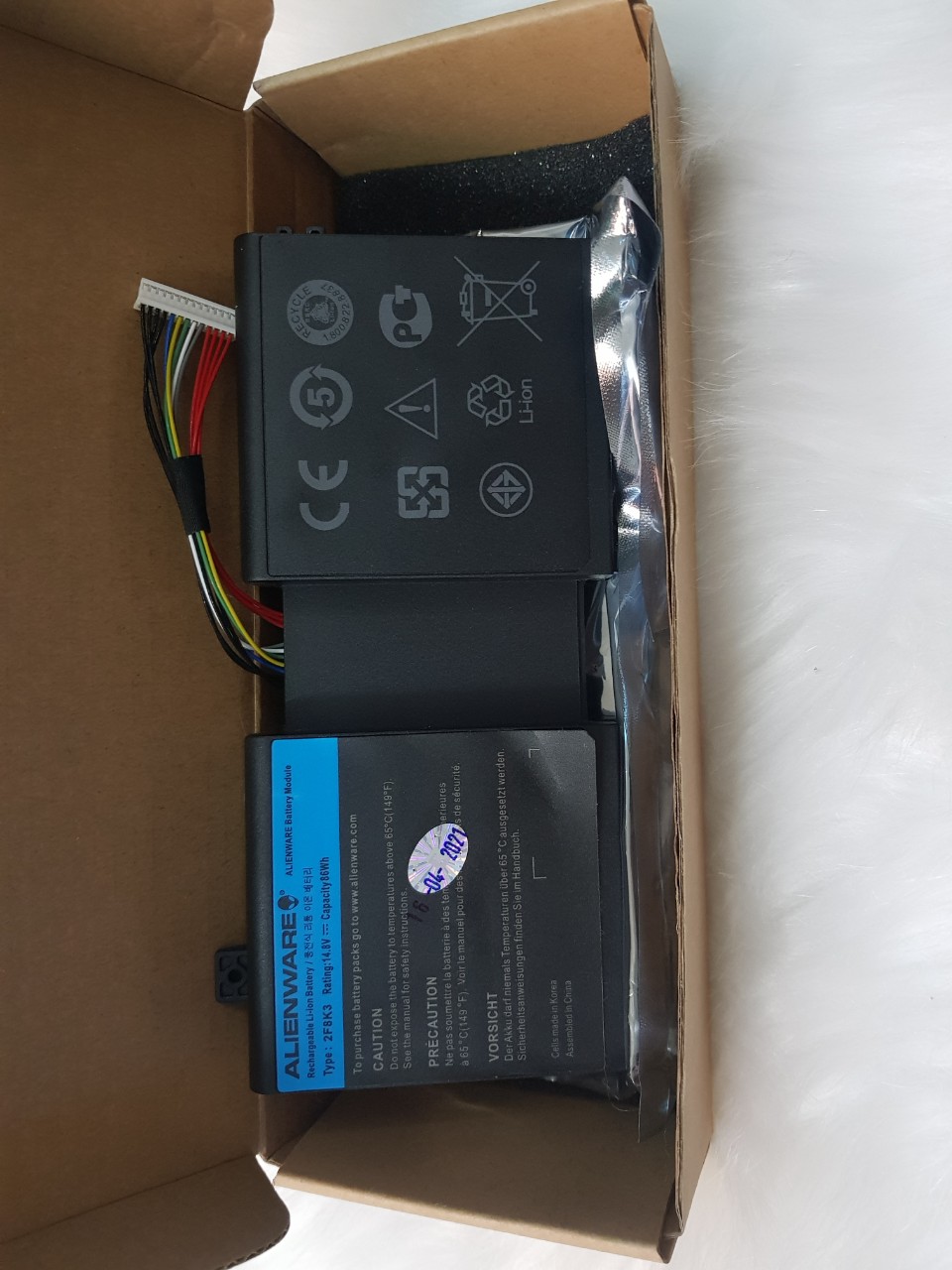 Pin laptop Alienware M17X R5 - M18X R3 (2F8K3) Battery 86wh - Hàng chính hãng