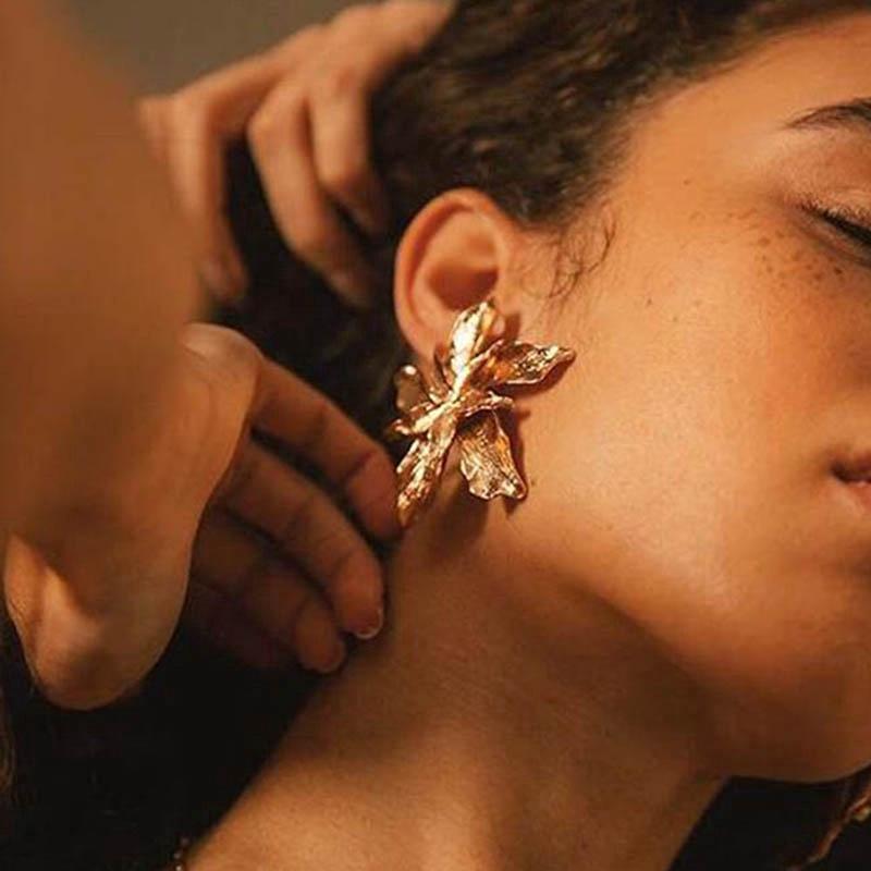 Hoa Tai Kim Loại Mặt Hình Hoa Cho Nữ