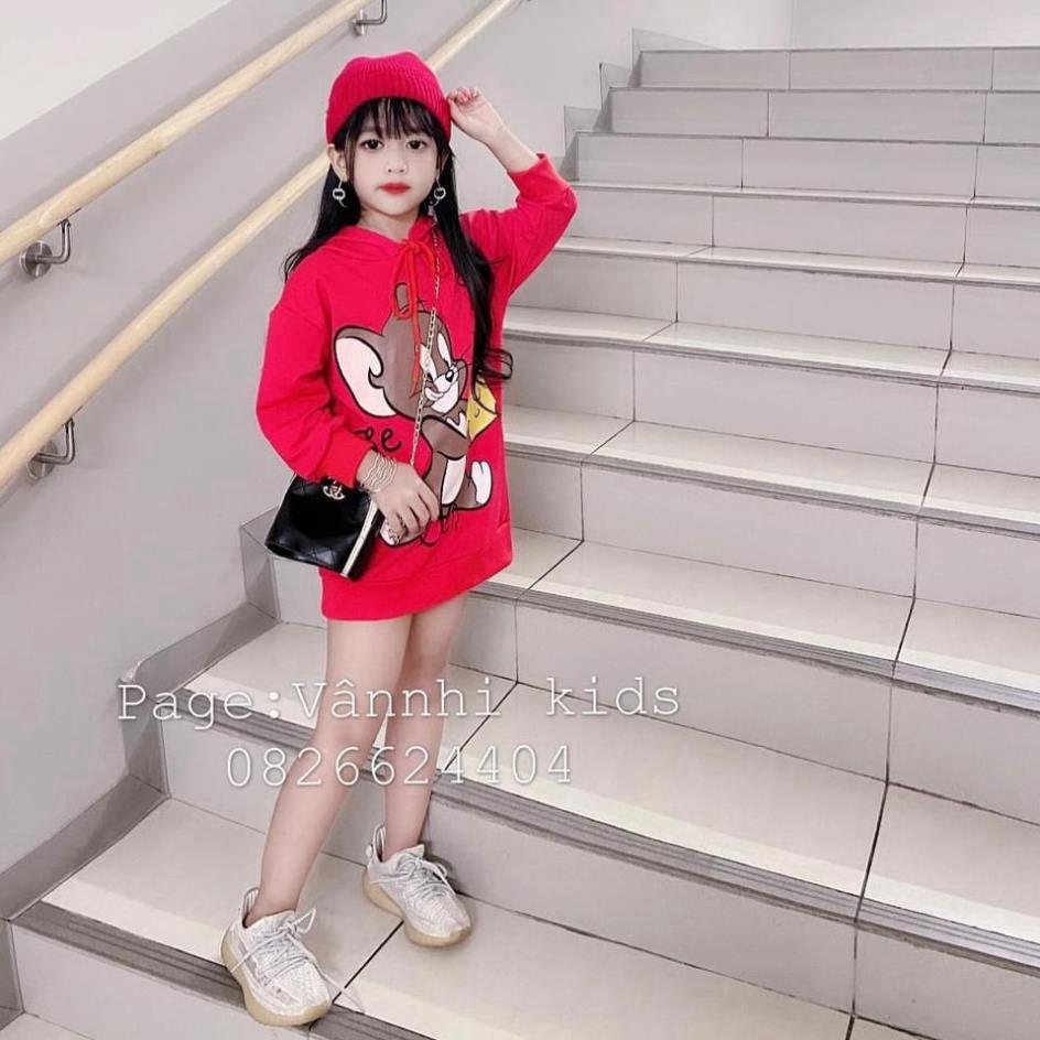 ÁO NỈ CHUỘT JERRY ĐỎ GIẤU QUẦN CHO BÉ