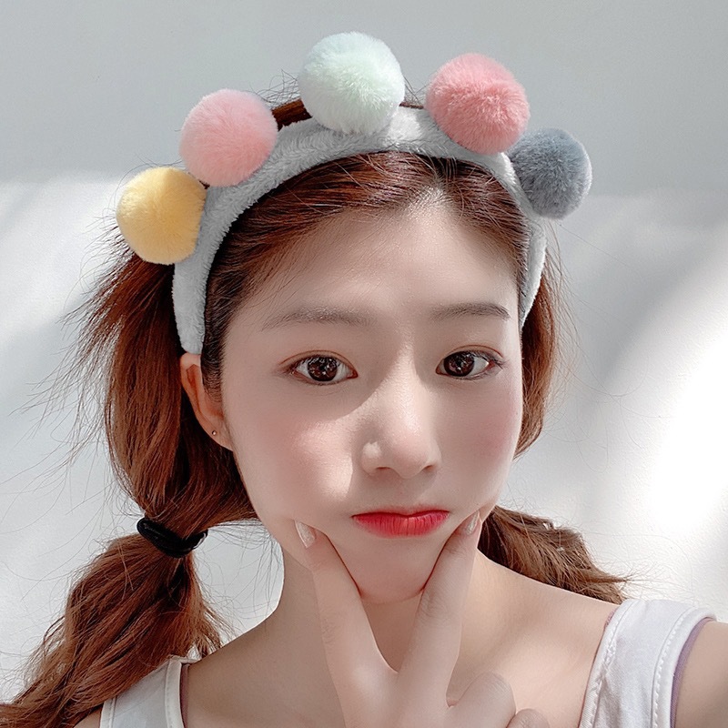 Cài tóc 5 cục bông dễ thương phong cách Hàn quốc