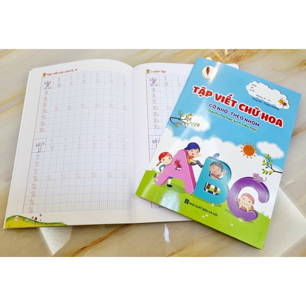 Sách - Tập viết chữ hoa cỡ nhỏ theo nhóm