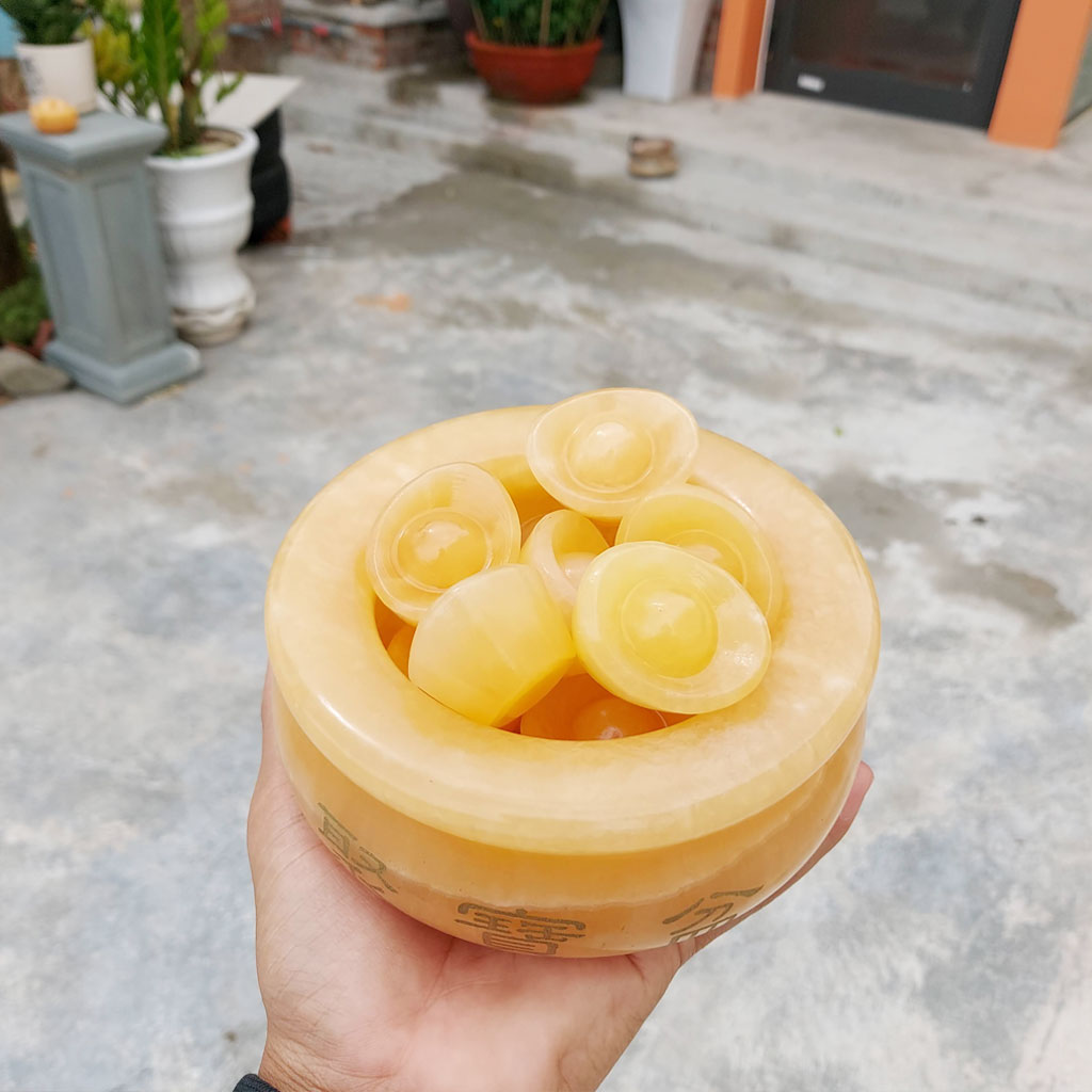 Hũ vàng tài lộc phong thủy đá Ngọc hoàng long đá Non Nước