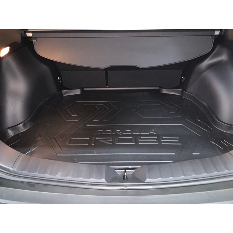 Lót cốp xe Toyota Corolla Cross 2020 2021 2022 chất liệu nhựa dẻo TPU