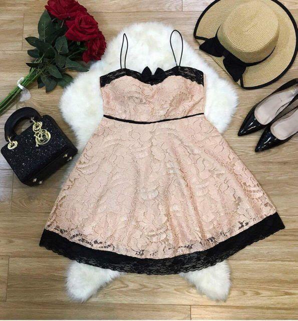 Đầm cúp xòe 2 dây ren