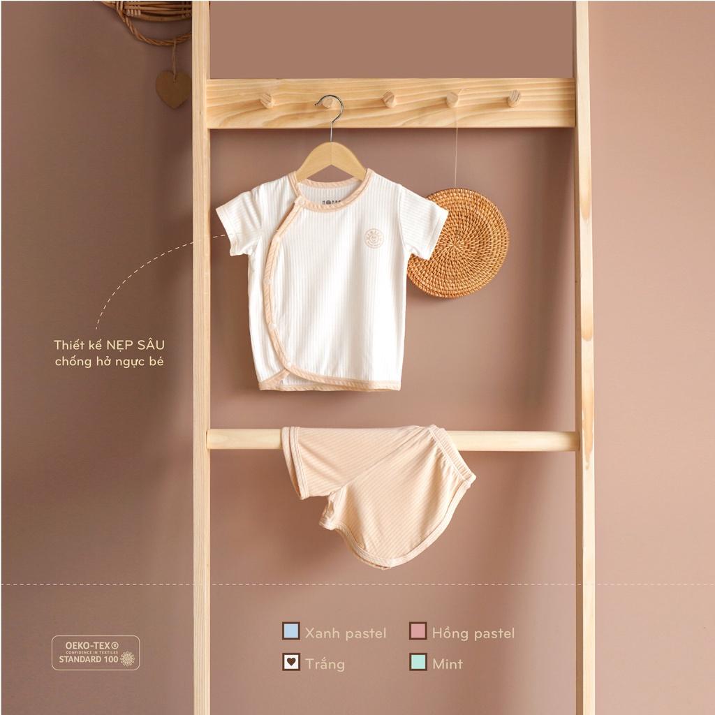 Bộ cộc tay cài chéo sơ sinh Modal gỗ sồi Hrnee cho bé 0m - 9m