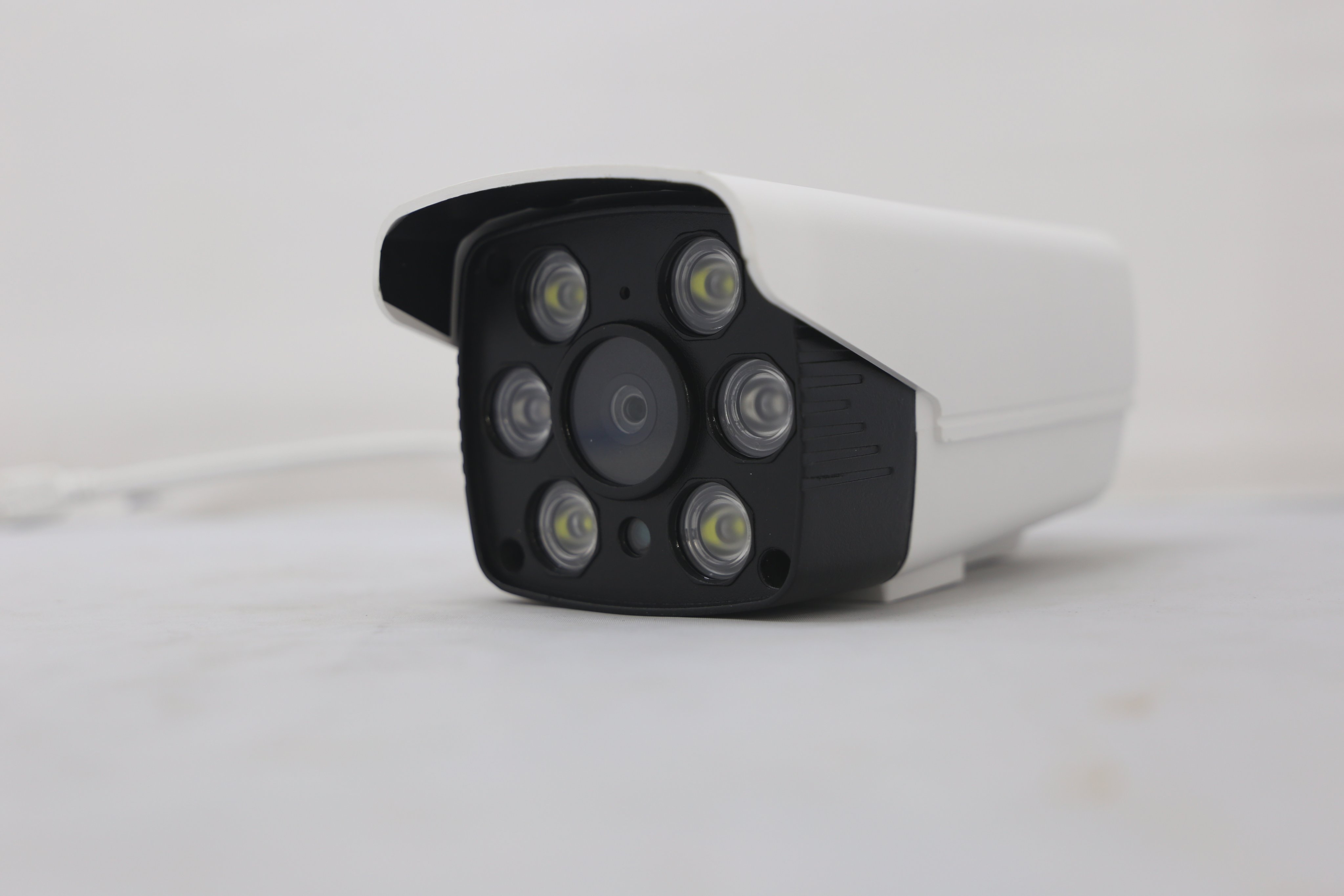 Camera Yoosee Ngoài Trời 2 Râu (1.0Mpx) - Hàng Chính Hãng