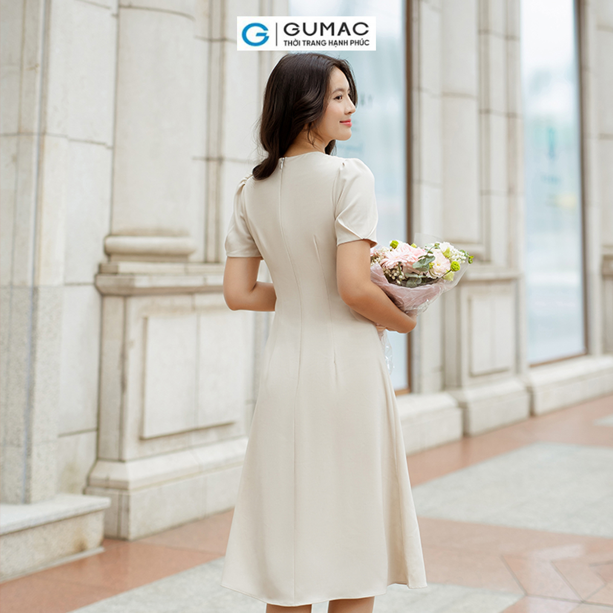 Đầm xếp ly eo phong cách thời thượng thời trang GUMAC DD06028