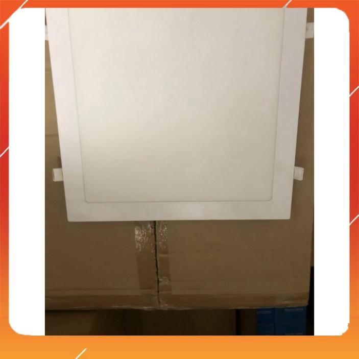 Combo Hoàn thiện: 20 đèn siêu mỏng vuông KT 300x300; 1 cuộn dây led 3 hàng , 4 nguồn !2v - 33A, 10 nguồn led