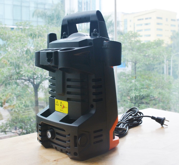 MÁY RỬA XE CAO ÁP BTEC BT70PA - HÀNG CHÍNH HÃNG