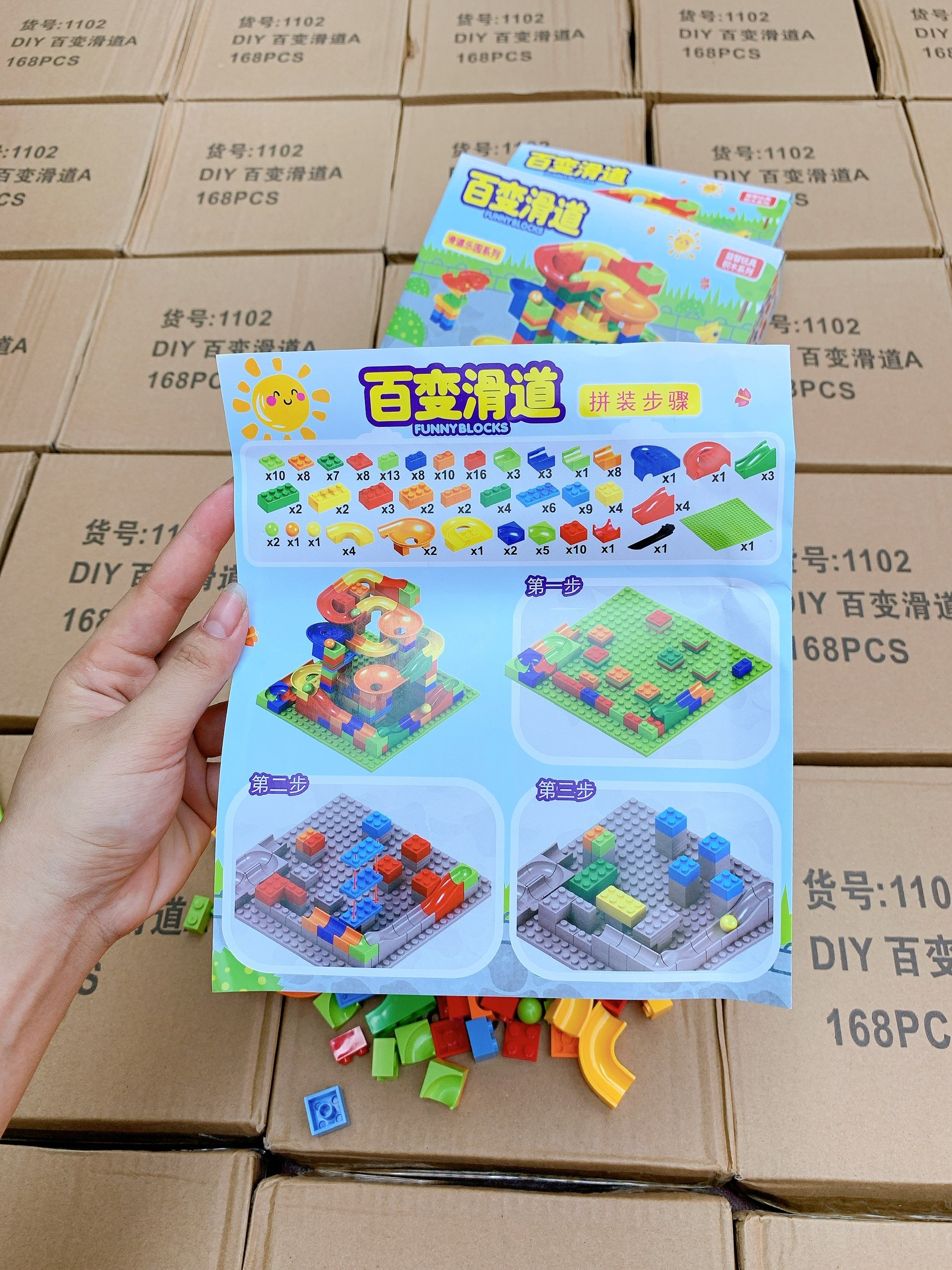 Đồ Chơi Xếp Hình Lắp Ráp Tháp Bi Lăn Bằng Nhựa 168 Chi Tiết