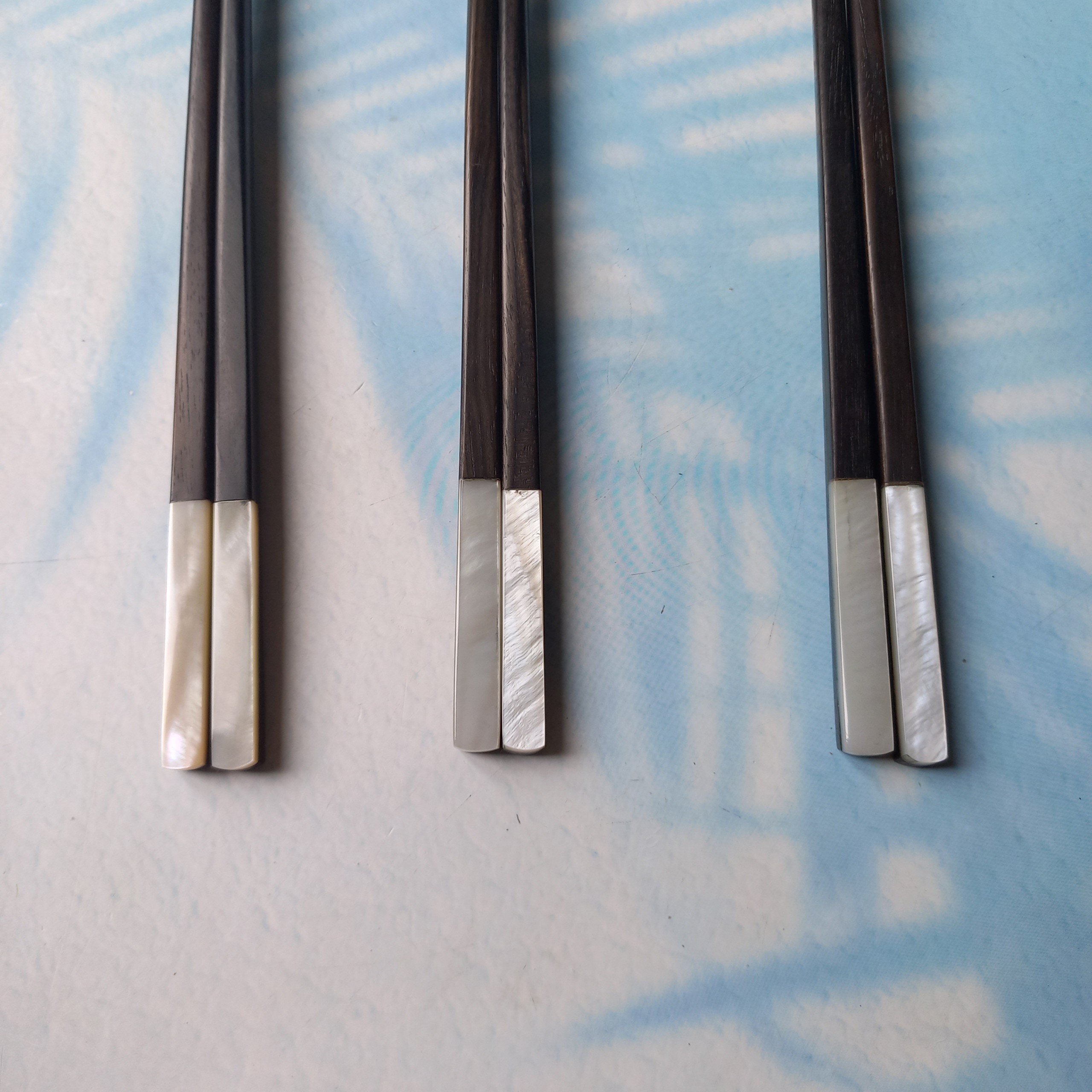 Đũa Gỗ Mun Khảm Trai Trắng 25cm An Toàn Sức Khỏe Bền Đẹp, Đũa Gỗ Nhẹ Tiện Lợi