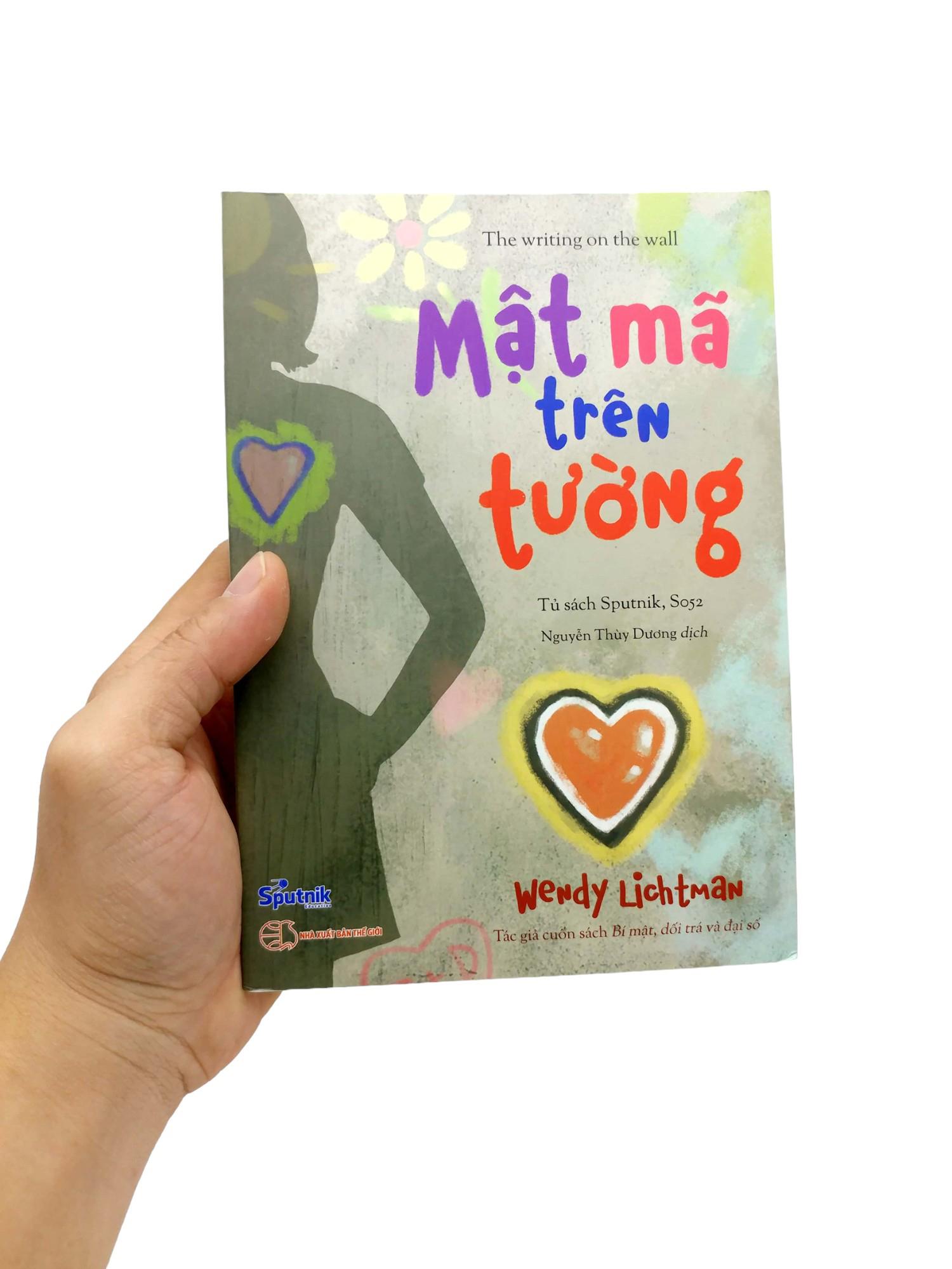 Mật Mã Trên Tường