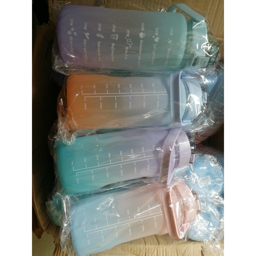 Bình Đựng Nước 2L Dễ Thương Có Vạch Báo Giờ Uống Nước