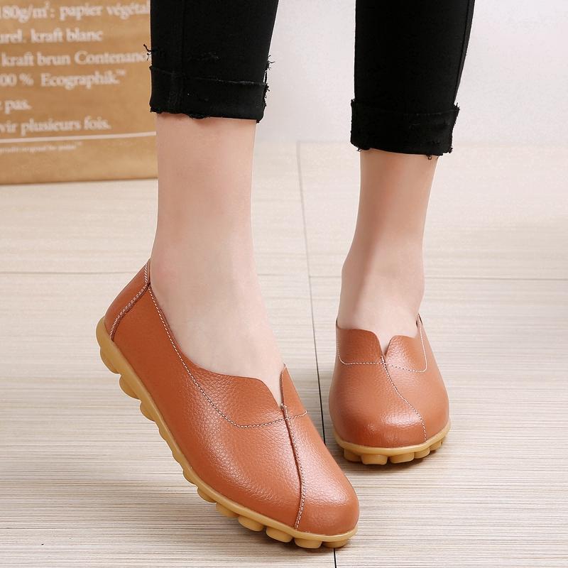 2020 Fashion women outdoor soft leather casual flat shoes