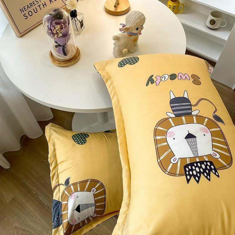 Bộ Chăn Ga Gối Cotton Poly - Sư Tử Vàng
