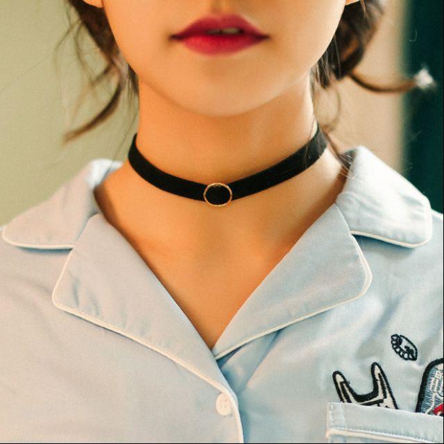 Choker viền tròn