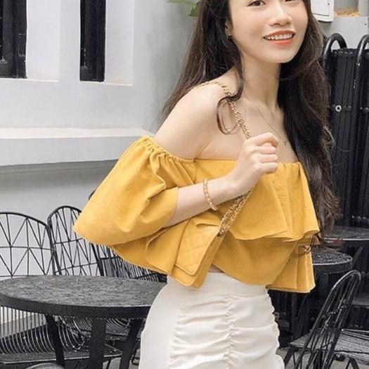 Áo trễ vai bèo tay ngắn