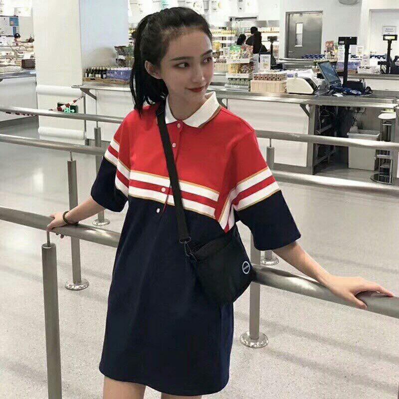 Váy len dáng suông phối đỏ trẻ trung